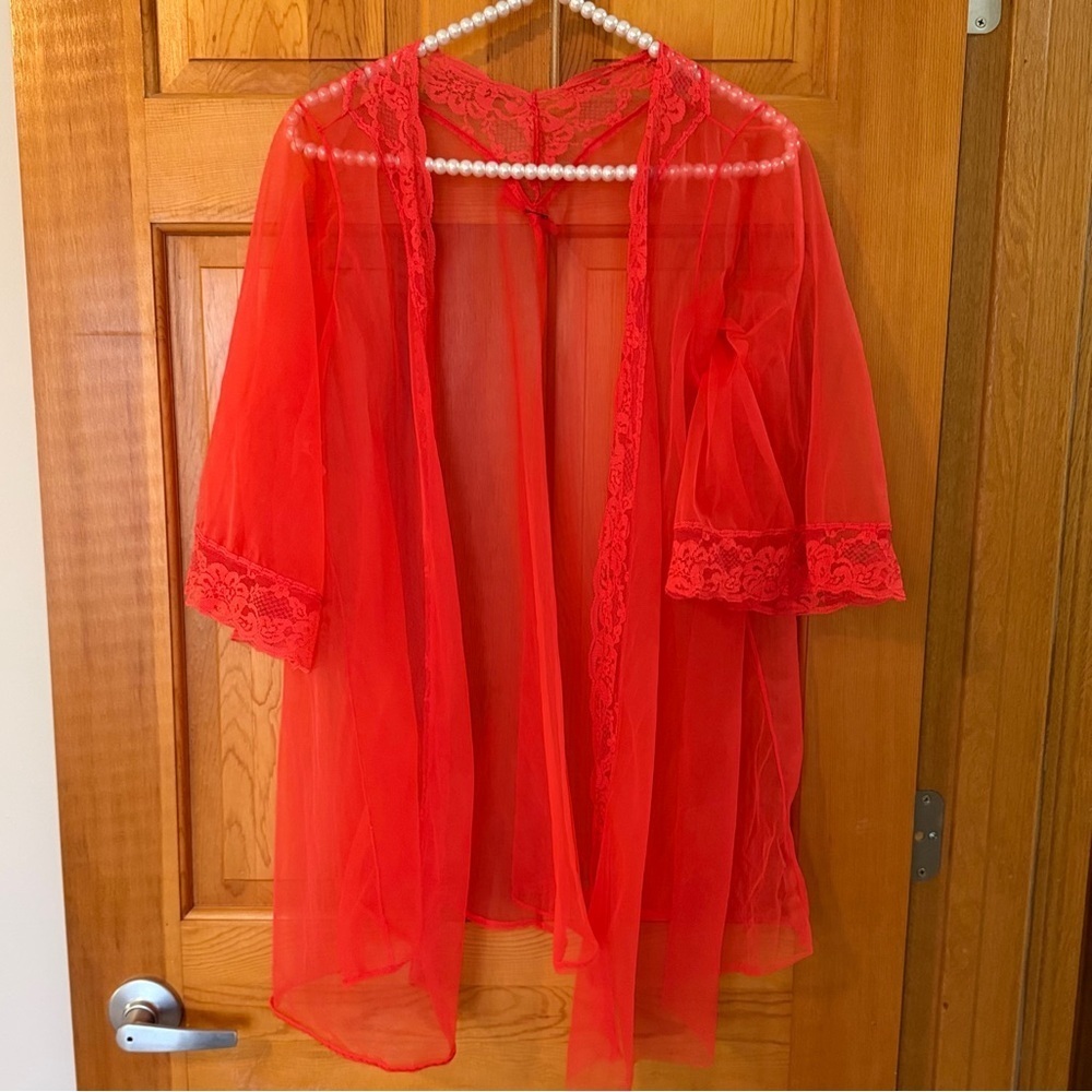 Pandora By Chic Red Sheer Peignoir Robe Lace Sz M Kimono Pin Up Vintage